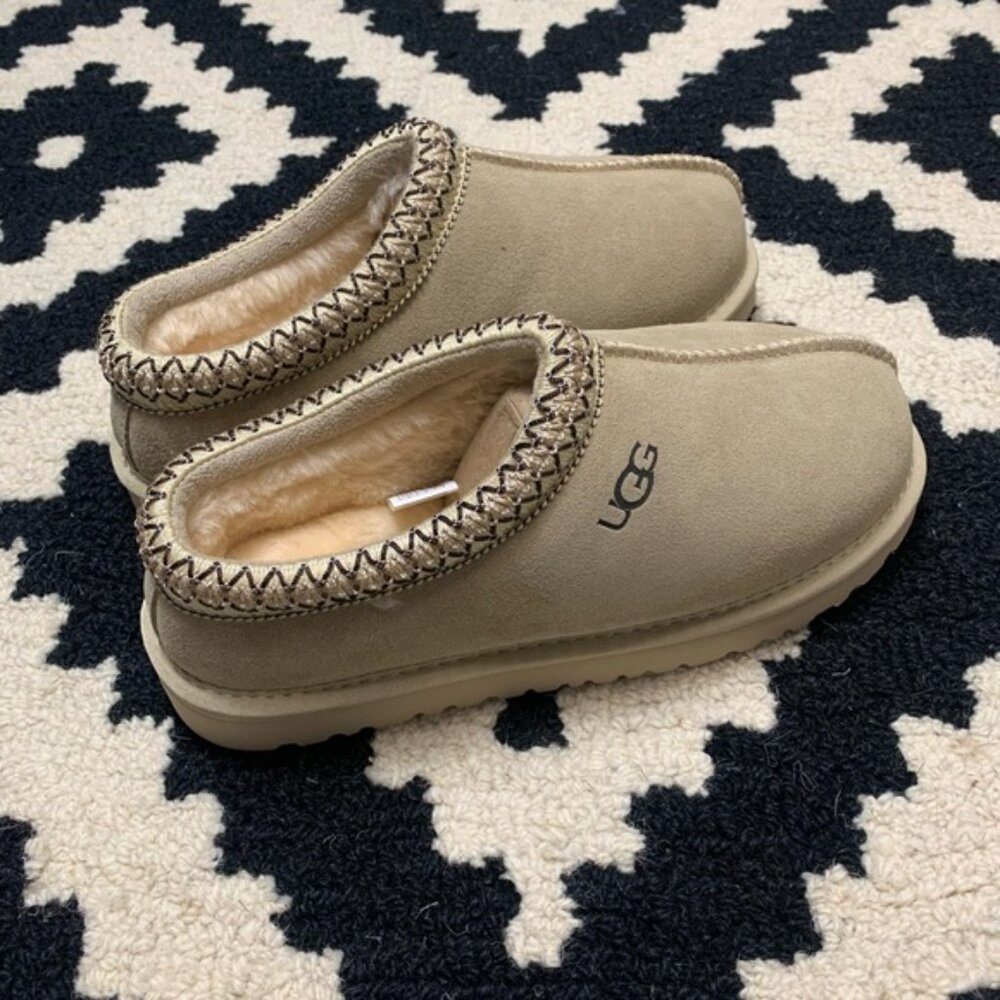 UGG Tasman Women’s Shoes Size 4, 5, 6, 7, 8. - Picture 3 of 5